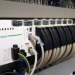 Schneider Quantum vs M580: Choosing the Right OPC UA Strategy